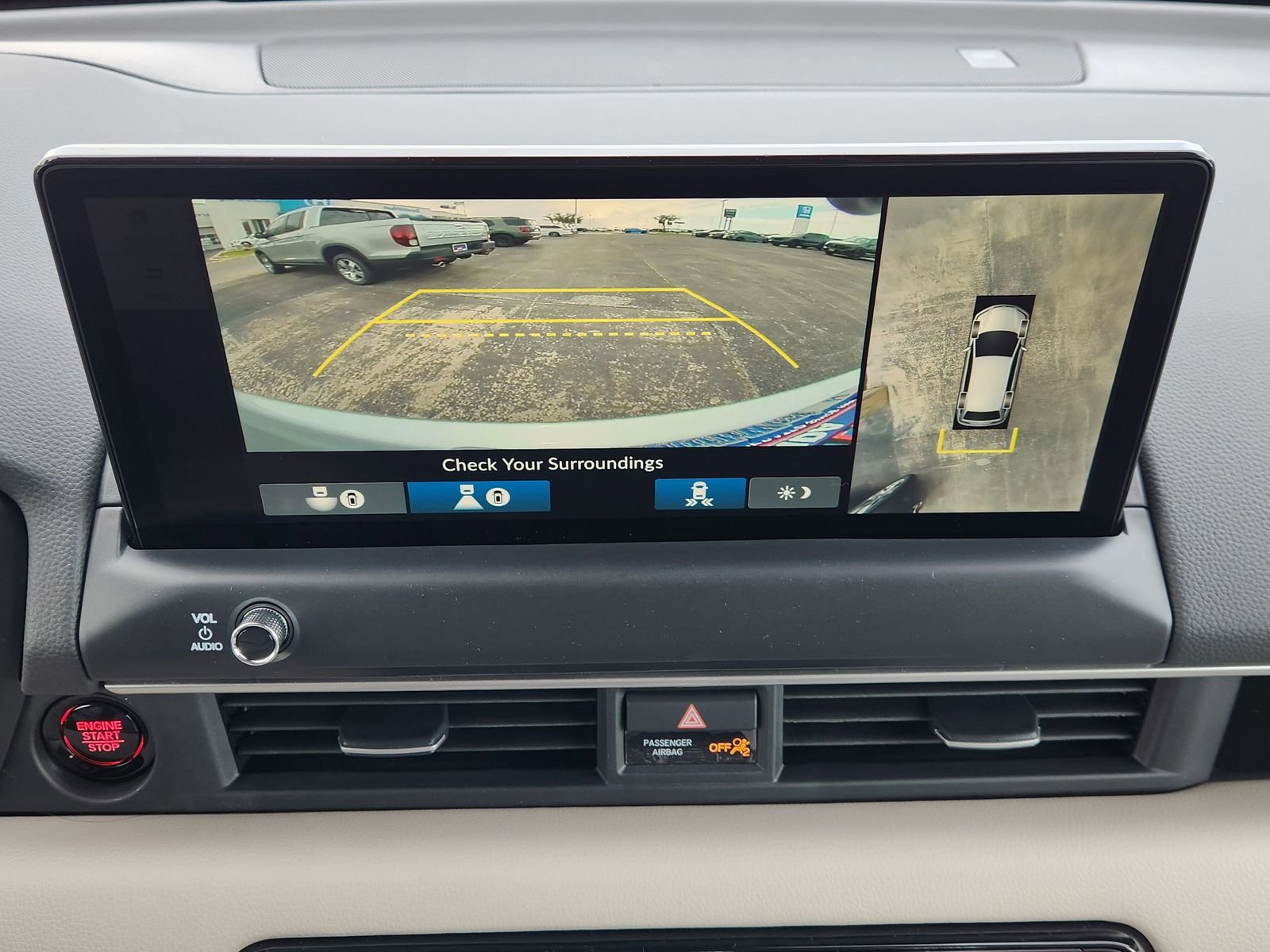 New 2026 Honda Pilot Touring image 21