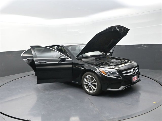Used 2017 Mercedes-Benz C 300 4MATIC Sedan image 35