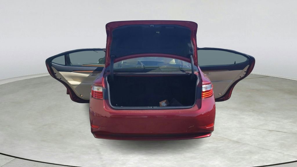 Used 2013 Lexus ES 300h w/ Luxury Pkg FWD image 12