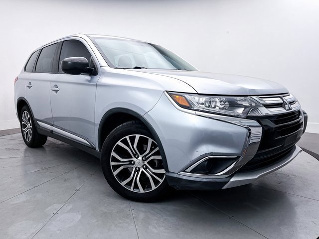 Used 2017 Mitsubishi Outlander ES
