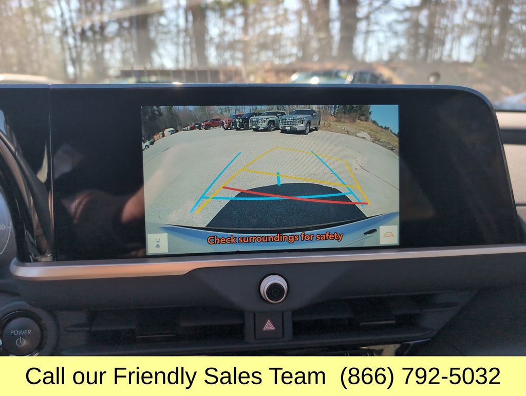 Certified 2025 Toyota Crown Signia w/ Tow-Hitch Package (TMS) AWD/4WD image 22