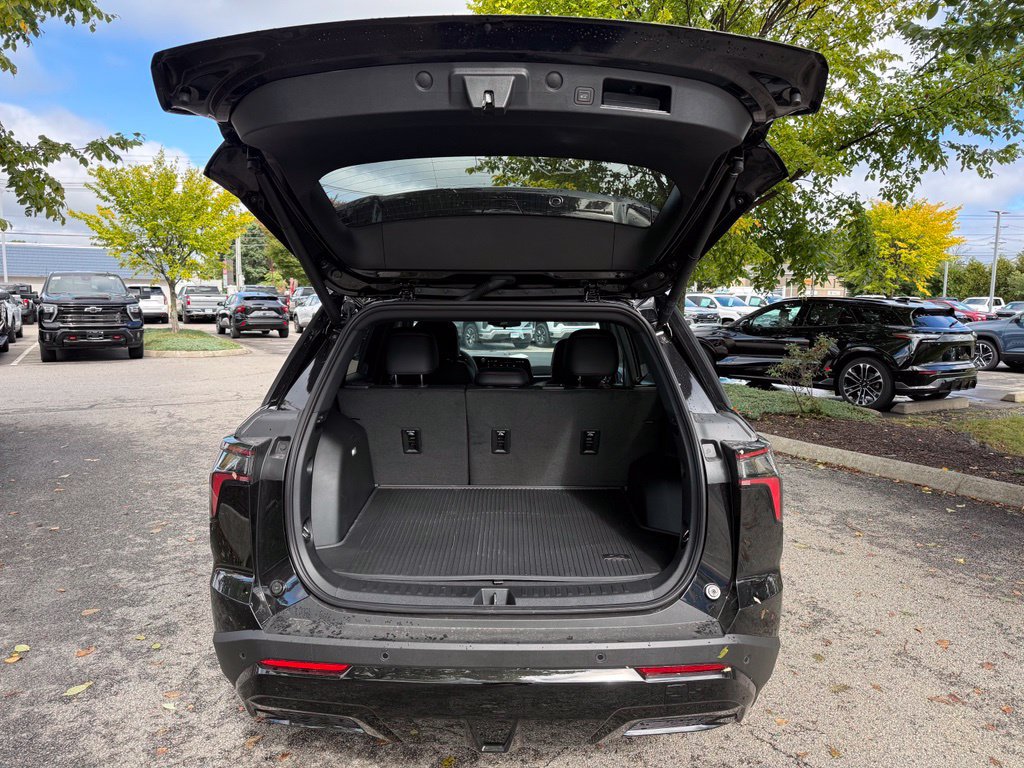 New 2027 Chevrolet Equinox RS w/ Convenience Package III AWD/4WD image 10