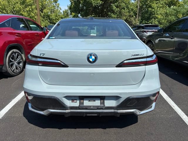 Used 2023 BMW i7 xDrive60 AWD/4WD image 7
