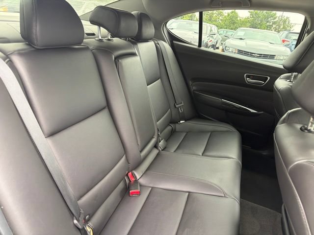 Used 2018 Acura TLX FWD image 26