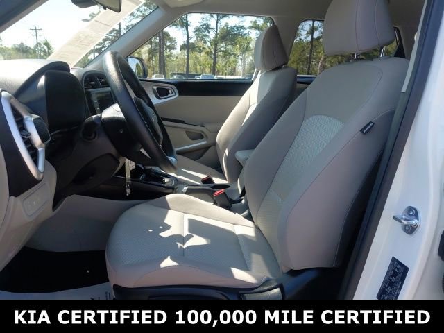 Certified 2025 Kia Soul LX w/ LX Technology Package FWD image 20