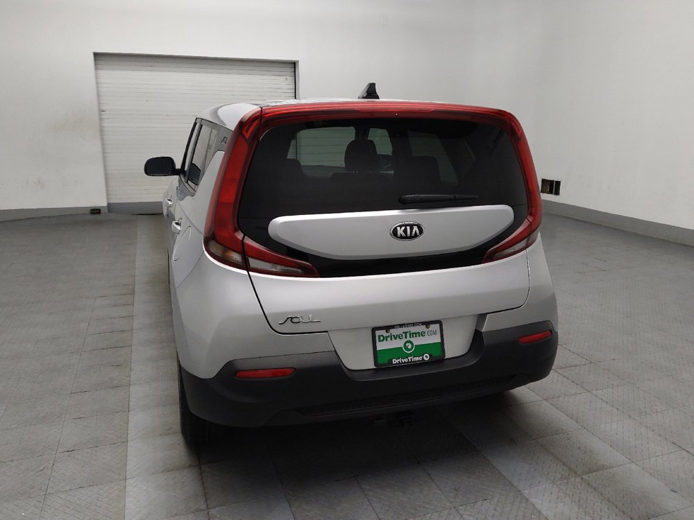 Used 2020 Kia Soul LX image 6