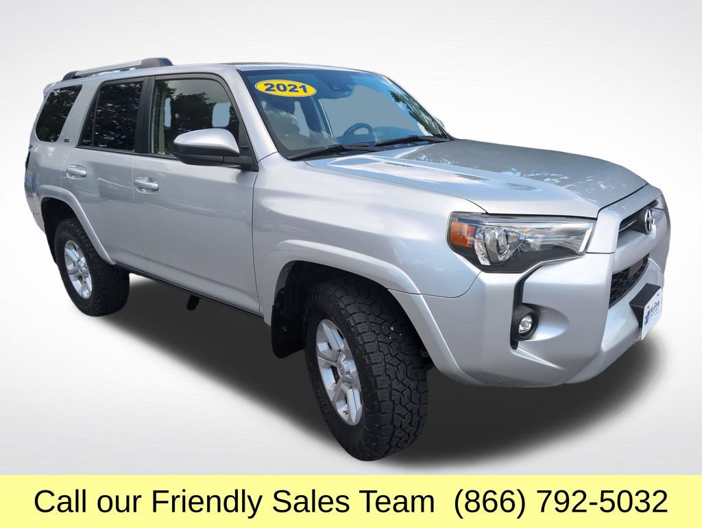 Certified 2021 Toyota 4Runner SR5 AWD/4WD image 9