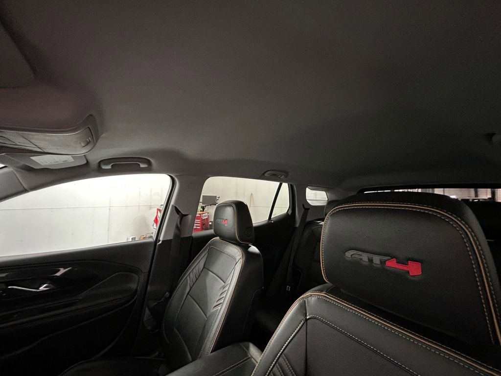 Used 2024 GMC Terrain AT4 w/ Tech Package AWD/4WD image 25