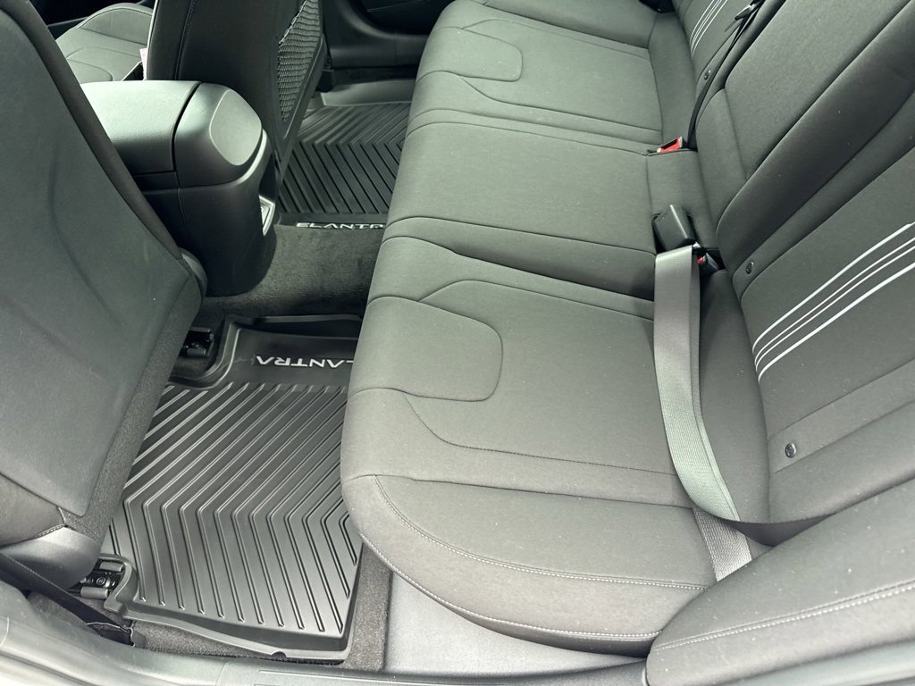 New 2026 Hyundai Elantra SEL Sport image 15