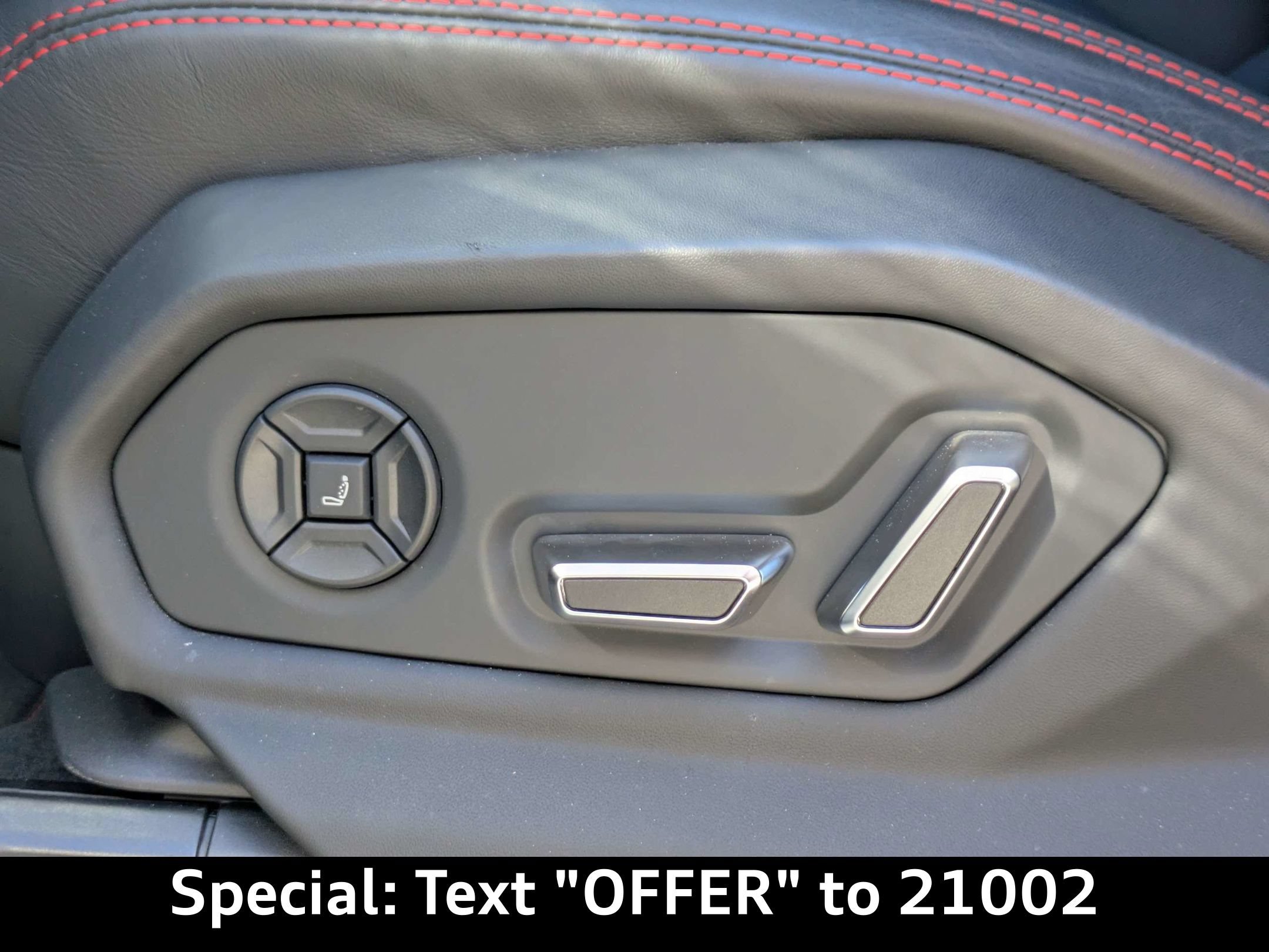 Used 2021 Lamborghini Urus AWD/4WD image 23