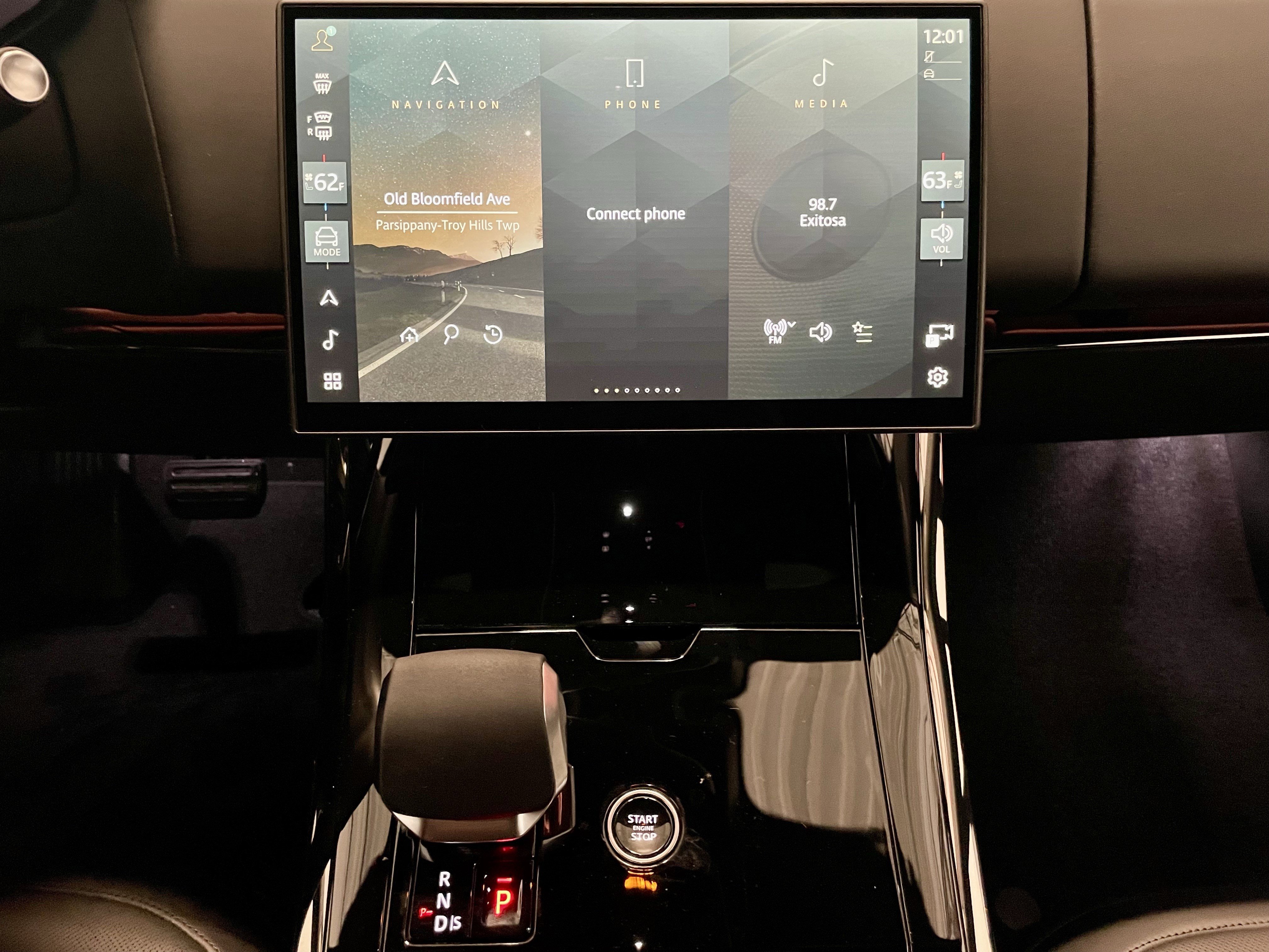 New 2025 Land Rover Range Rover Sport Dynamic SE image 19