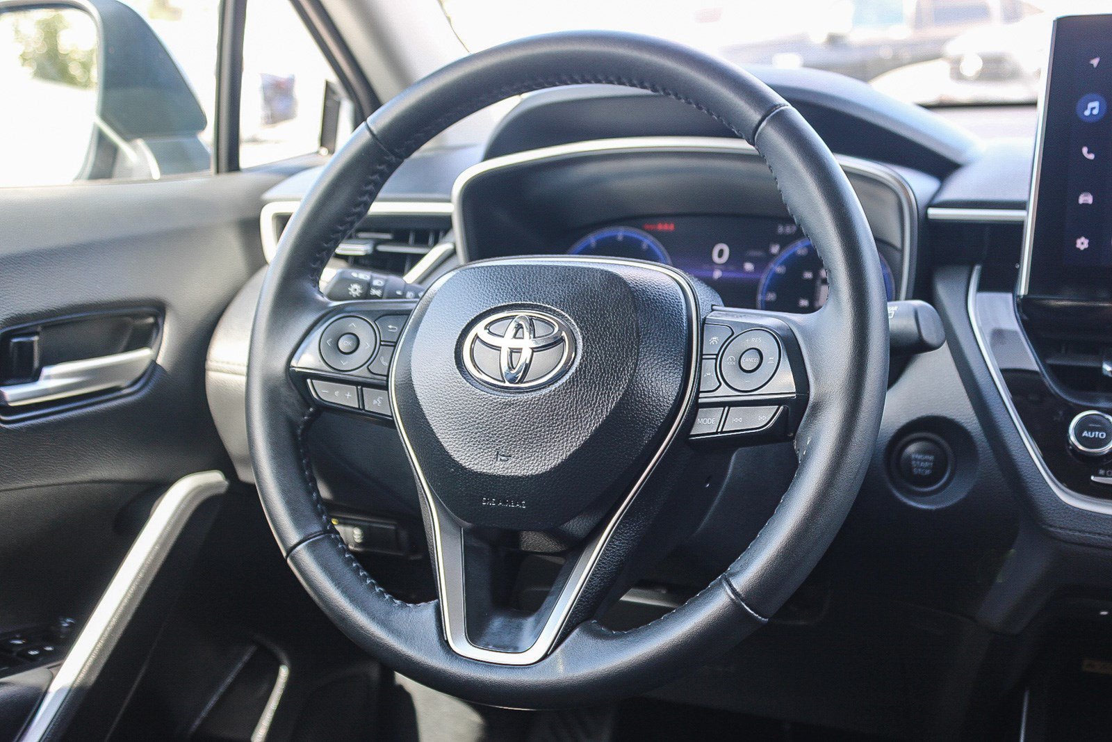 Certified 2026 Toyota Corolla Cross XLE FWD image 16