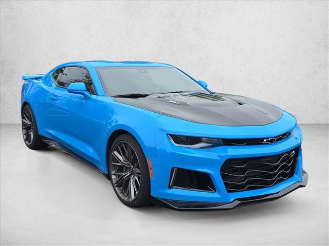 Used 2022 Chevrolet Camaro ZL1 RWD image 3