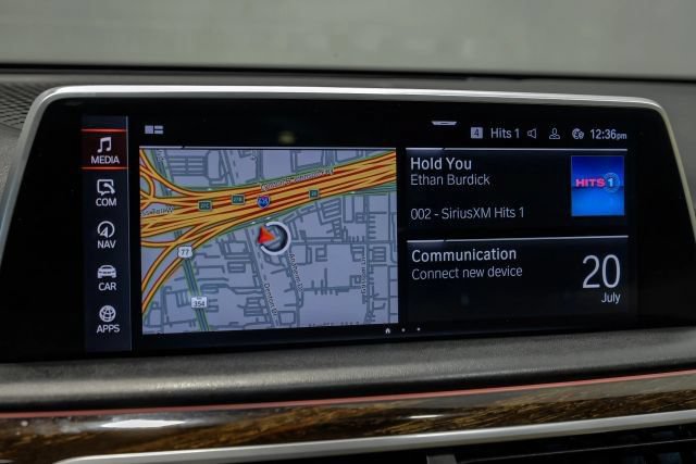 Used 2022 BMW 750i xDrive w/ Luxury Rear Seating Package AWD/4WD image 40