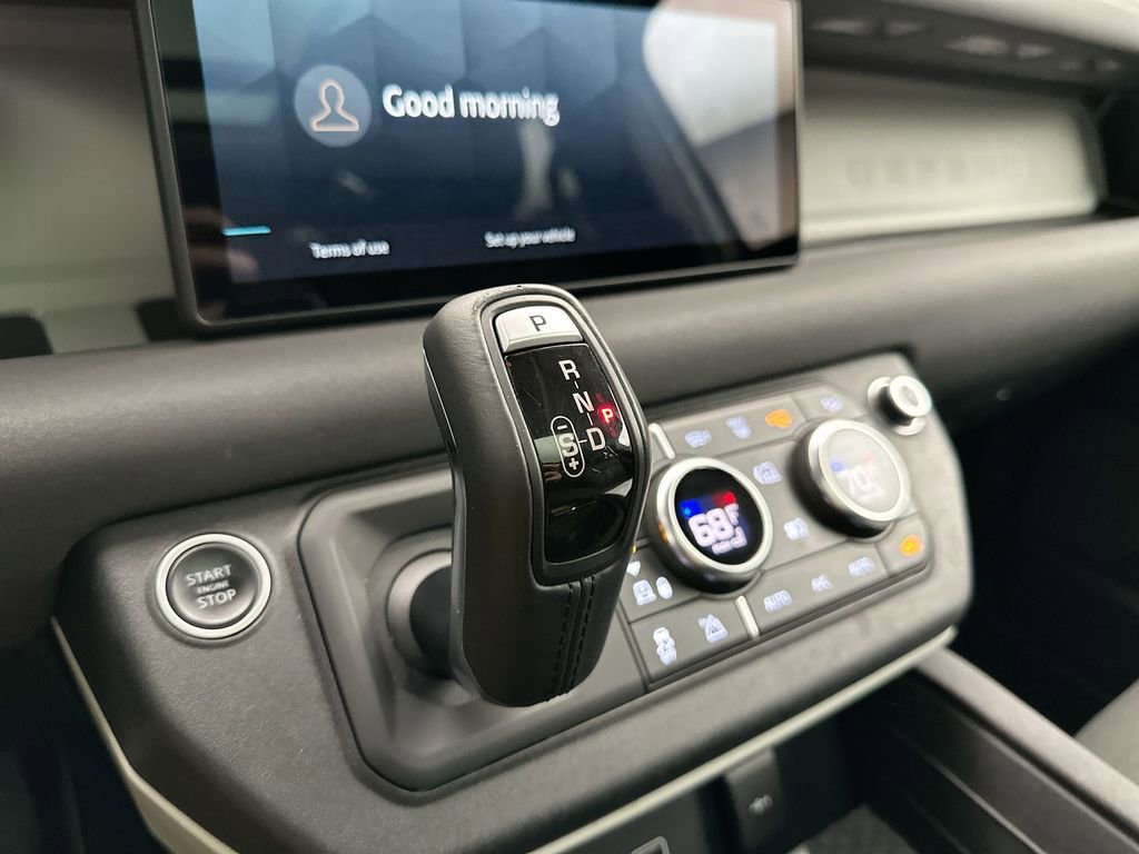 Used 2021 Land Rover Defender 110 S image 12