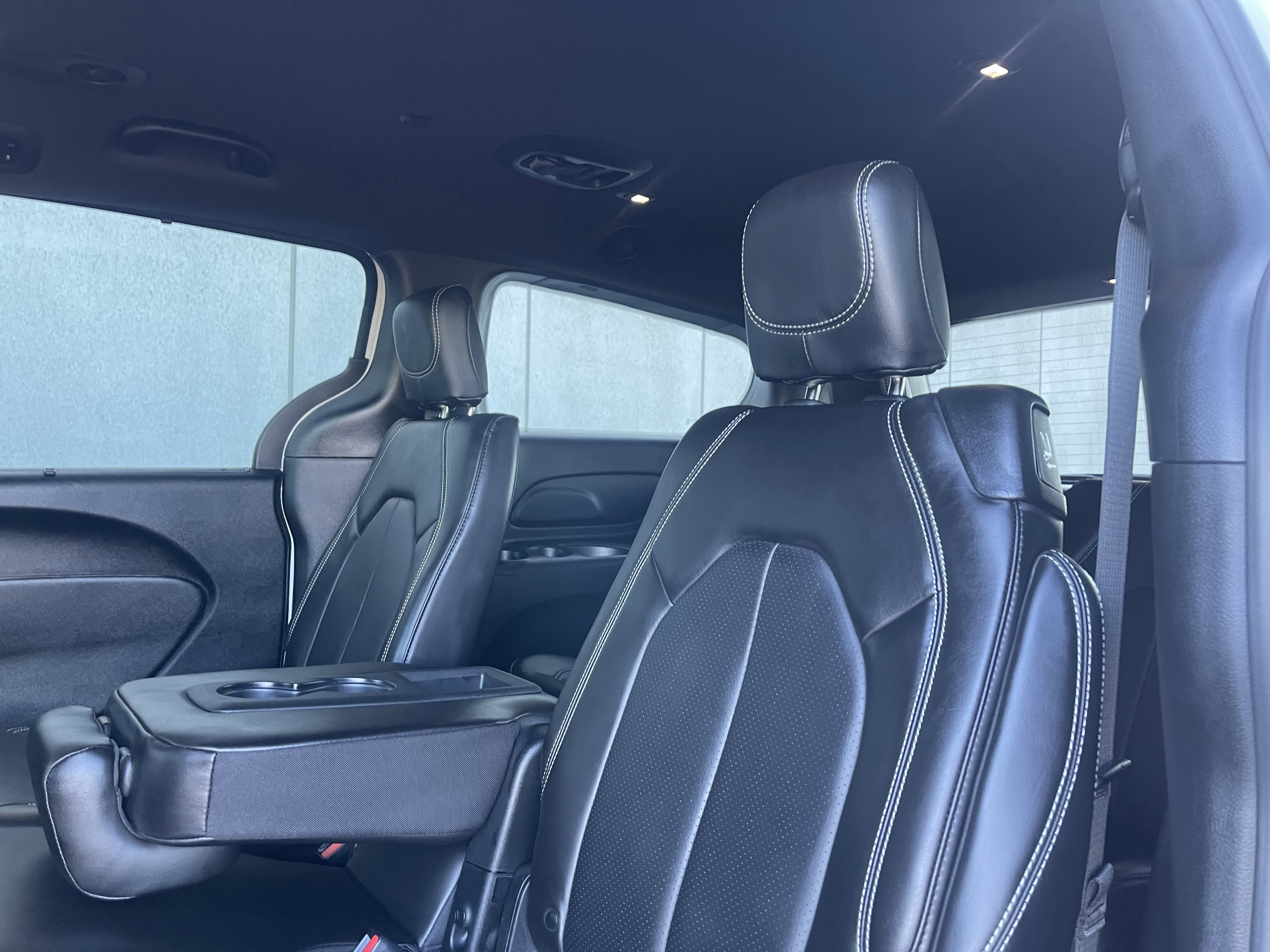 New 2026 Chrysler Pacifica Select FWD image 20