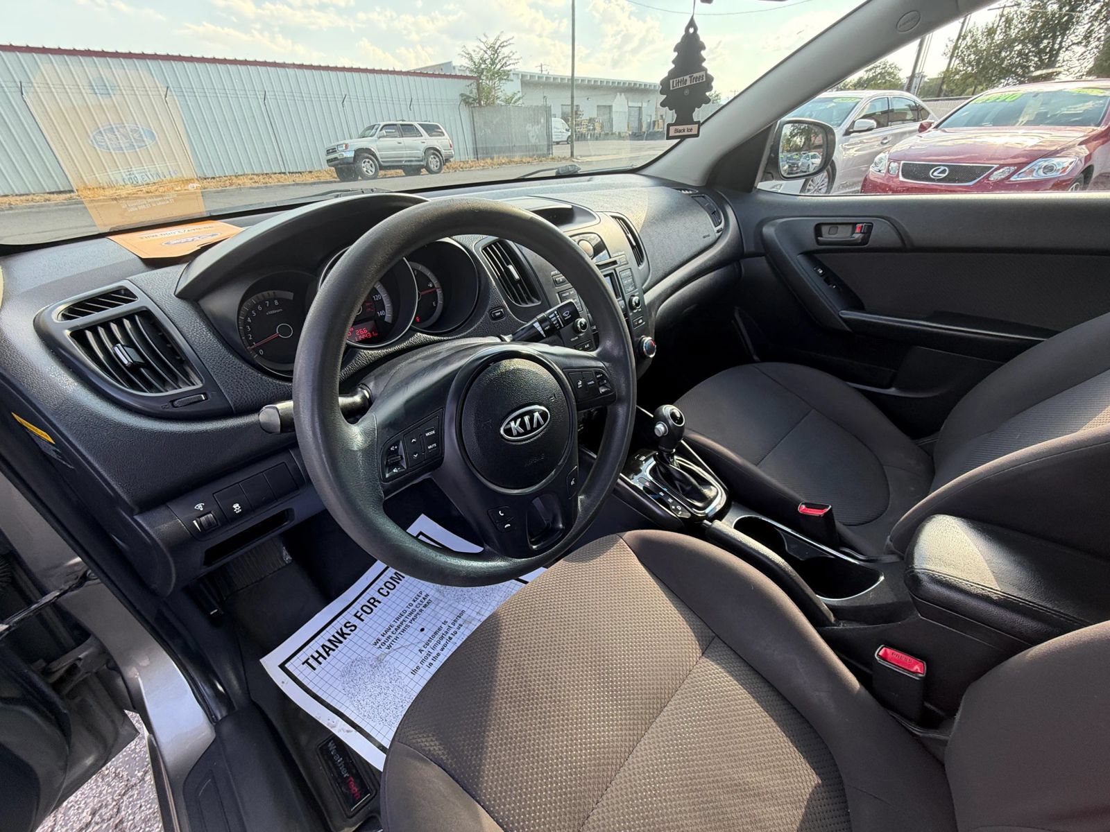 Used 2012 Kia Forte EX FWD image 10