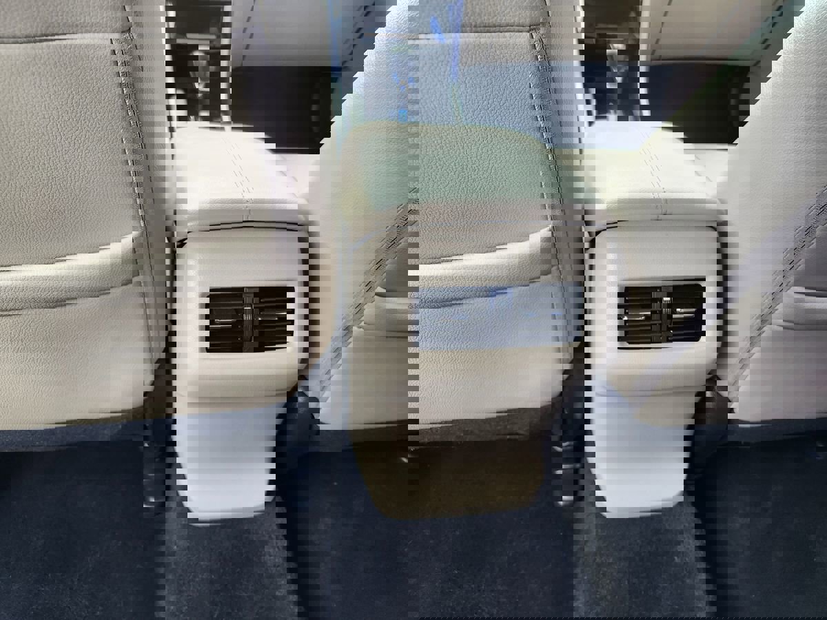 Used 2017 Honda Accord Touring image 31