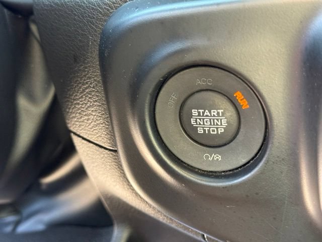Used 2022 Jeep Gladiator Mojave w/ Cold Weather Group AWD/4WD image 13