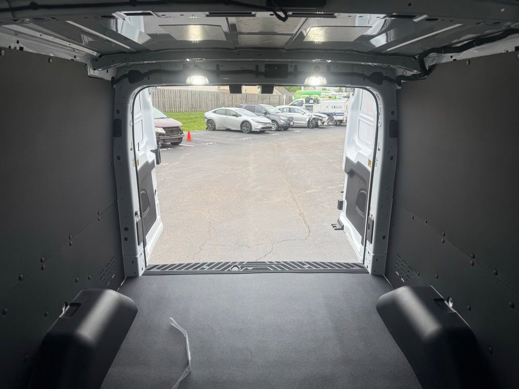 New 2026 Ford Transit 250 Low Roof w/ Load Area Protection Package RWD image 48