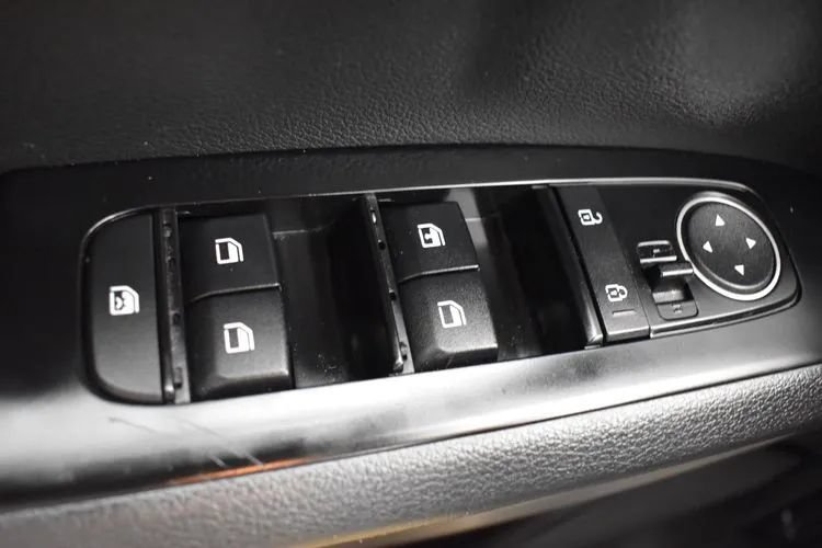 Used 2024 Kia Soul LX w/ Option Group 015 FWD image 21