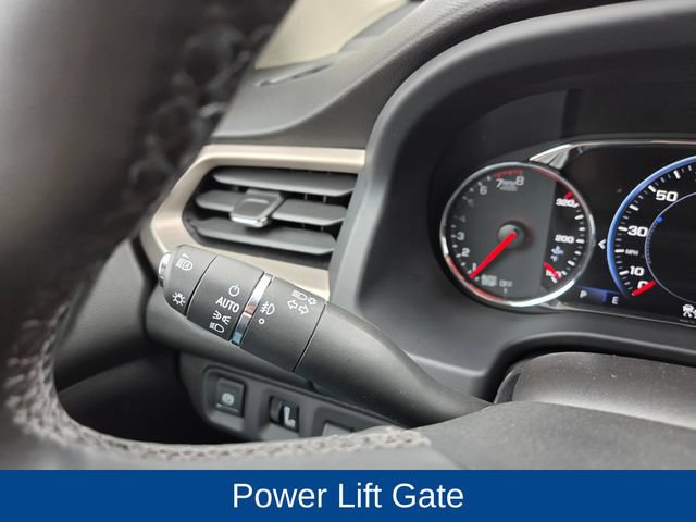 Used 2023 GMC Acadia Denali w/ Denali Technology Package AWD/4WD image 23