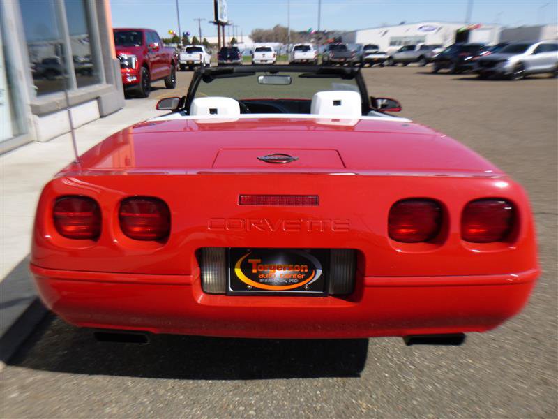Used 1992 Chevrolet Corvette Convertible RWD image 23