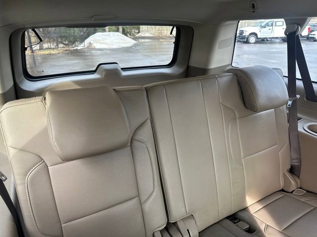 Used 2020 Chevrolet Suburban Premier AWD/4WD image 20