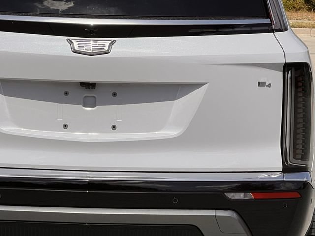 New 2027 Cadillac Vistiq Luxury AWD/4WD image 5