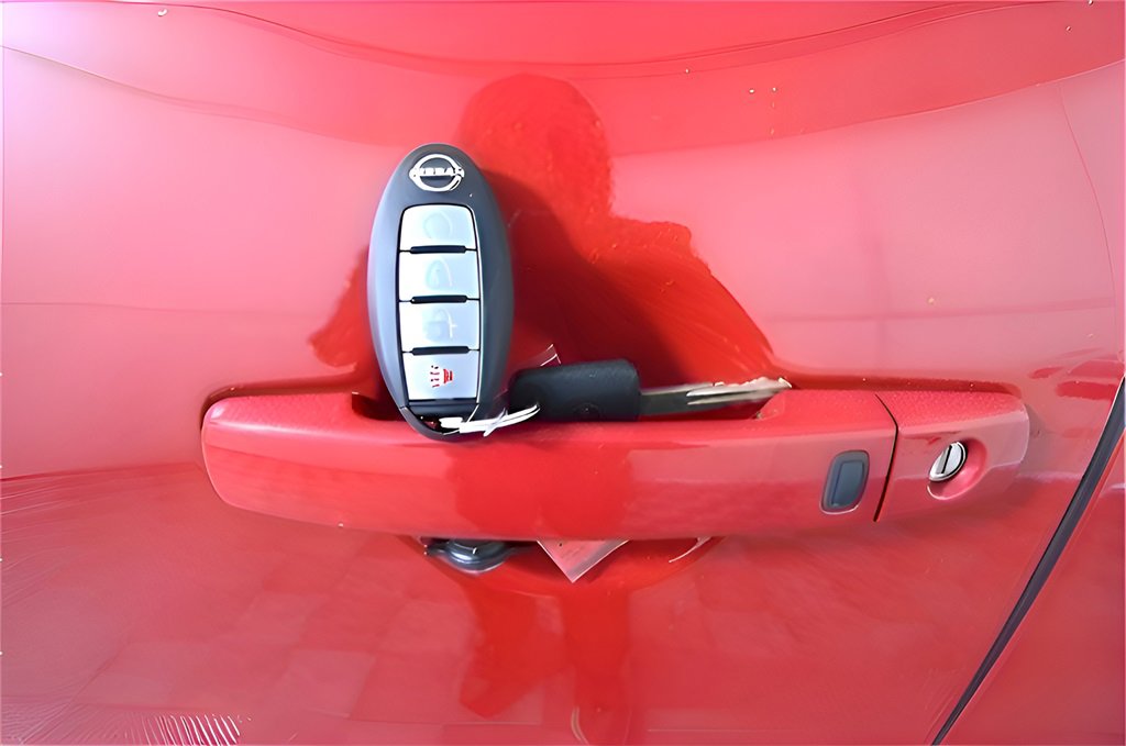 Used 2024 Nissan Frontier SV w/ SV Convenience Package image 17