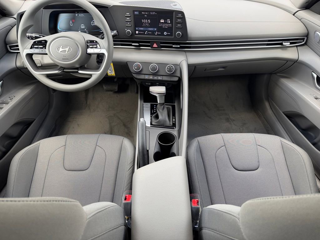 New 2026 Hyundai Elantra SE FWD image 14