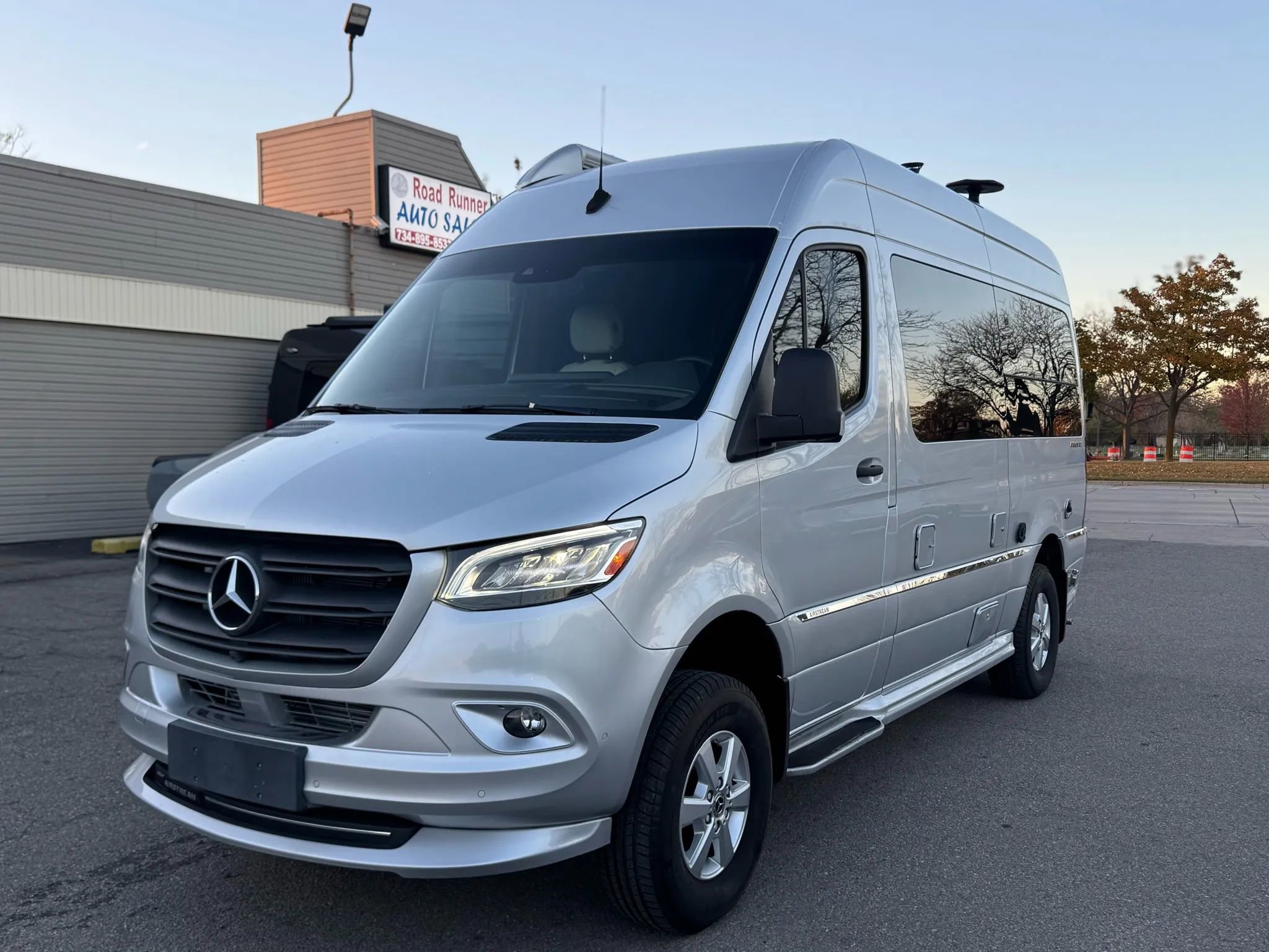 Used 2021 Mercedes-Benz Sprinter 2500 w/ Windows All Around Package image 1