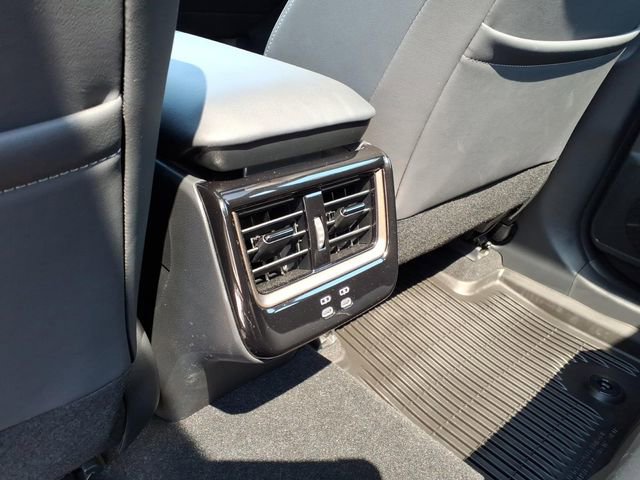 Used 2025 Toyota Crown Signia w/ Advanced Technology Package AWD/4WD image 8