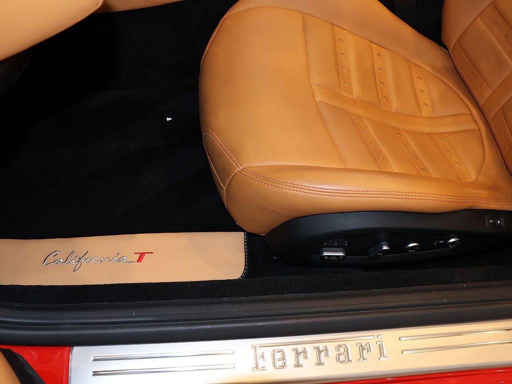 Certified 2017 Ferrari California T image 77