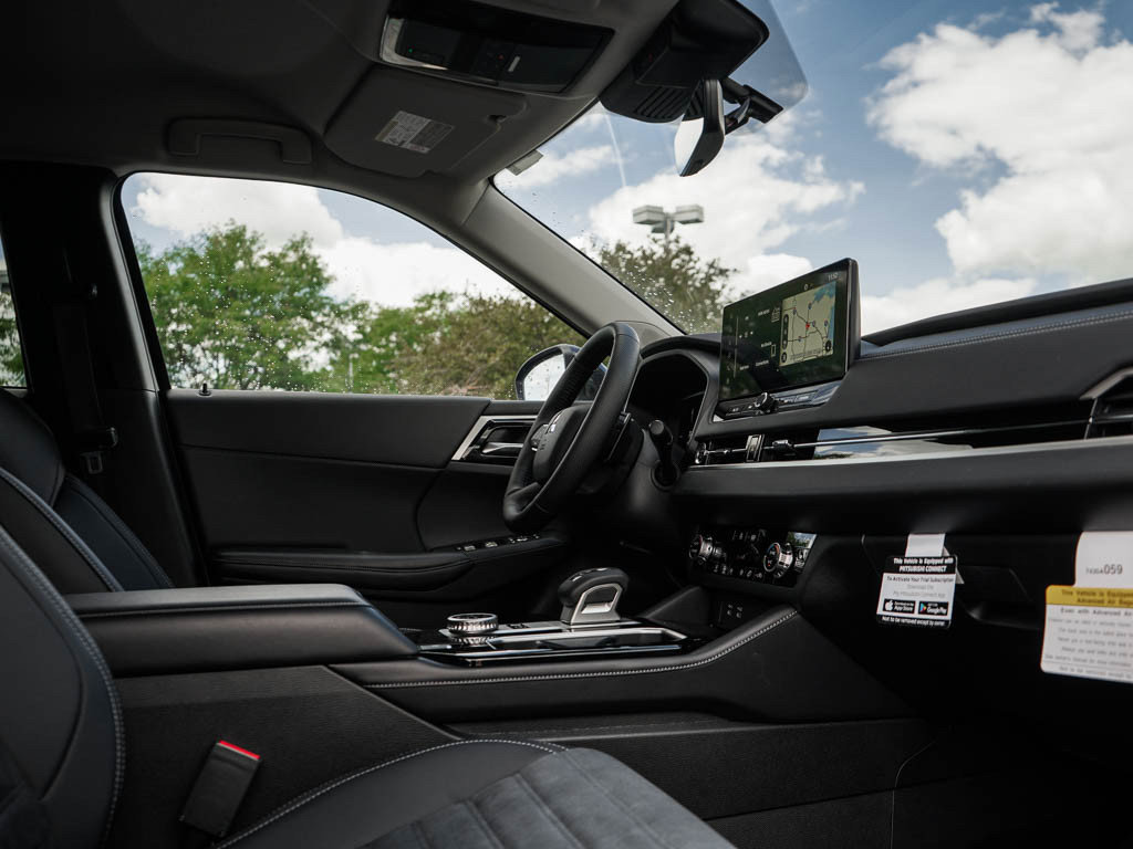 New 2026 Mitsubishi Outlander SE AWD/4WD image 11