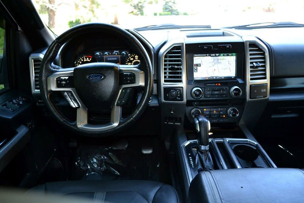 Used 2015 Ford F150 Platinum w/ Equipment Group 701A Luxury AWD/4WD image 23