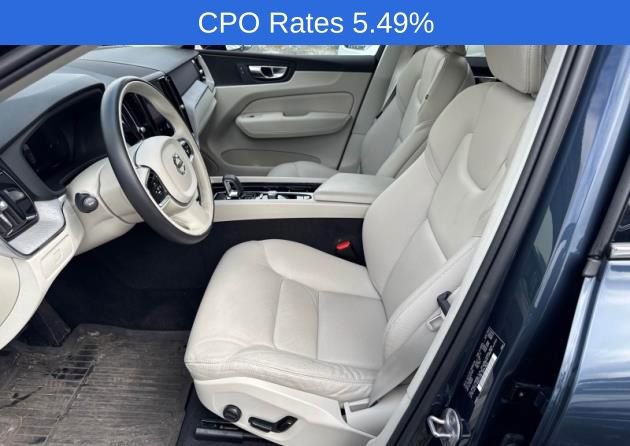 Used 2023 Volvo XC60 B5 Plus w/ Climate Package AWD/4WD image 4
