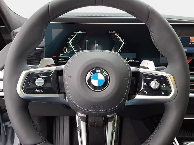 New 2026 BMW 740i xDrive w/ Executive Package image 18