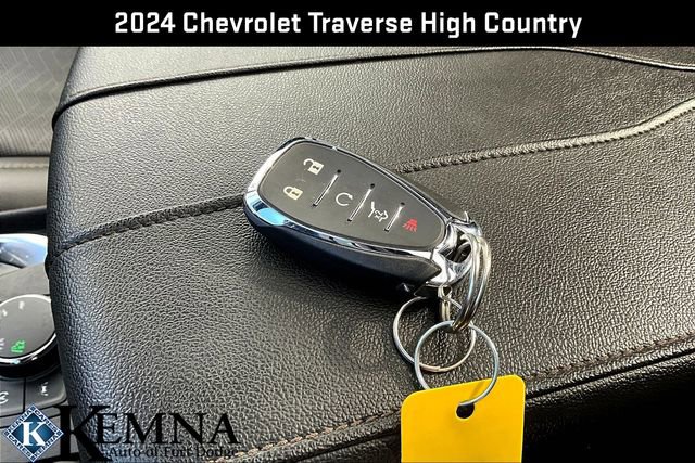Used 2024 Chevrolet Traverse High Country image 36