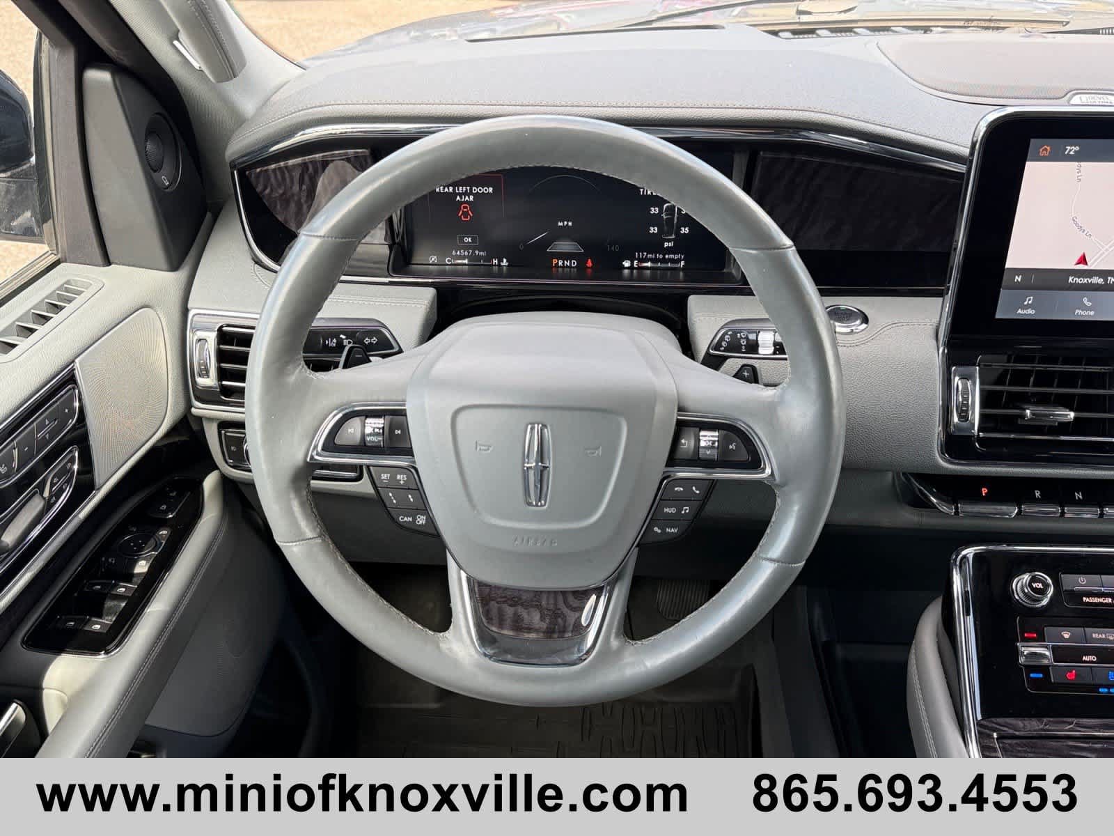 Used 2021 Lincoln Navigator Reserve w/ Luxury Package AWD/4WD image 21