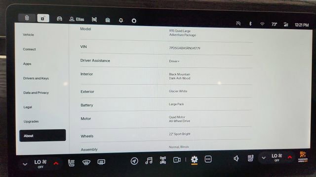 Used 2024 Rivian R1S Adventure image 43