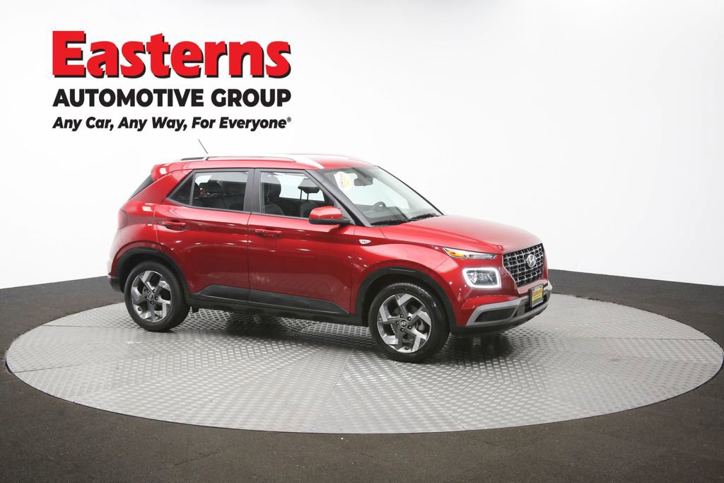 Used 2025 Hyundai Venue Limited FWD image 47