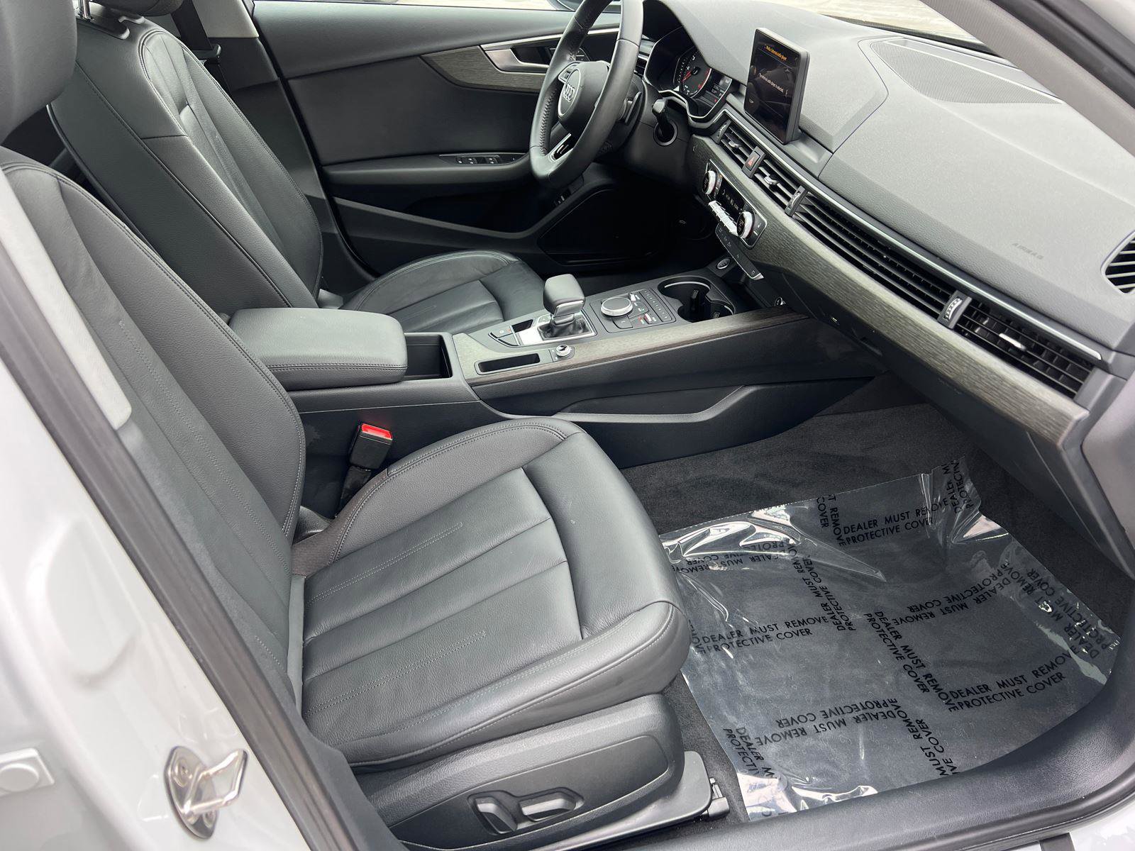 Used 2019 Audi A4 2.0T Premium image 13