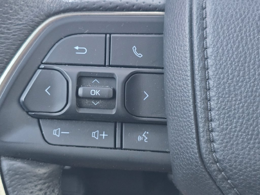 Certified 2025 Toyota Tacoma TRD Sport RWD image 32
