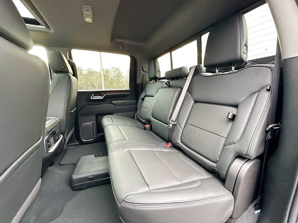 New 2026 GMC Sierra 3500 Denali w/ Denali Reserve Package image 4