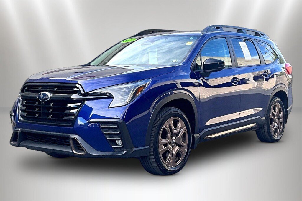 Certified 2026 Subaru Ascent Limited Bronze AWD/4WD image 3
