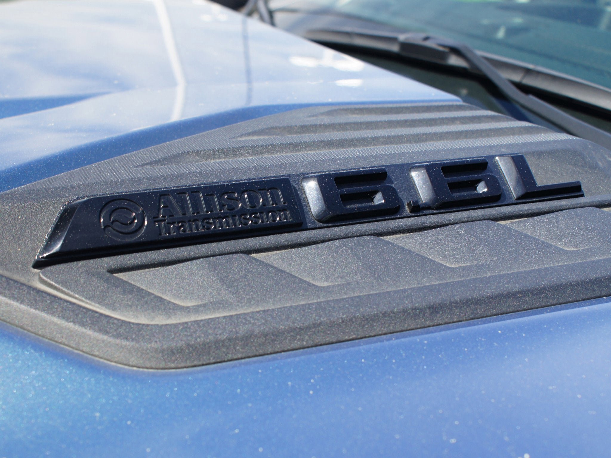 Used 2025 Chevrolet Silverado 2500 Custom w/ Custom Value Package image 14