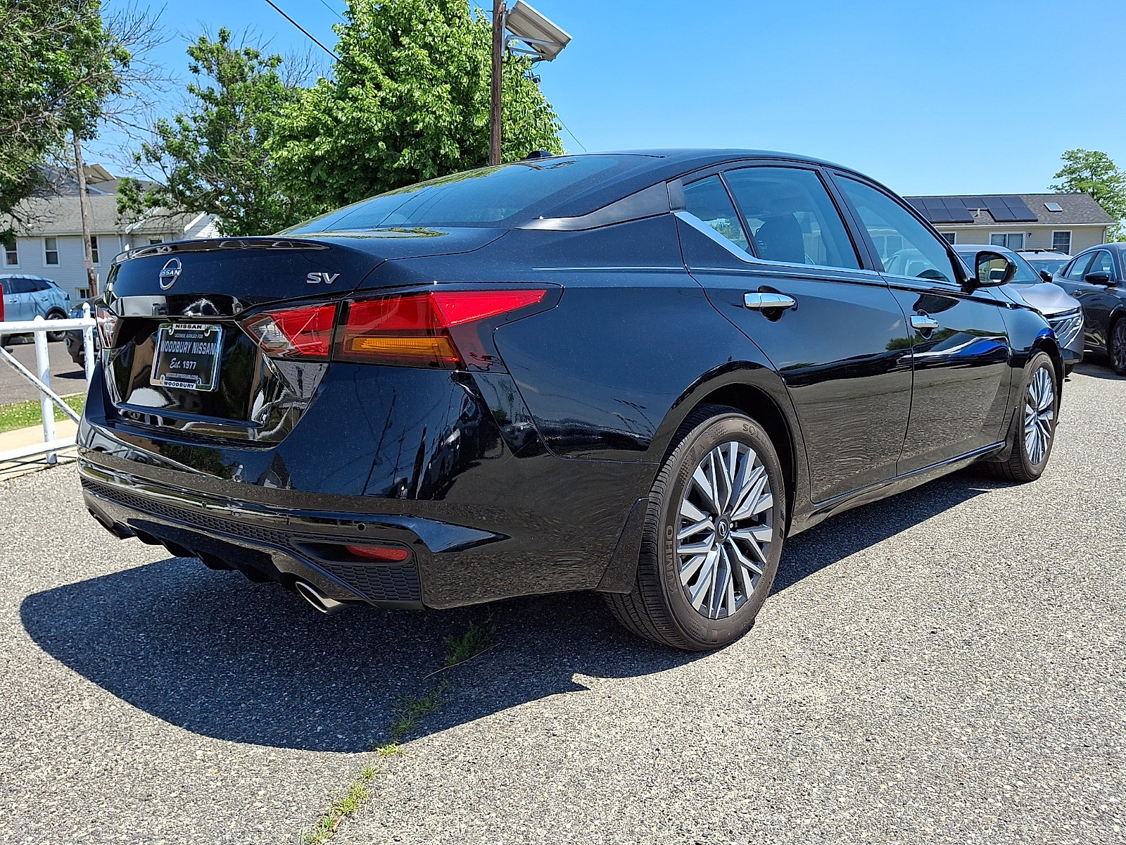 Certified 2024 Nissan Altima 2.5 SV w/ SV Premium Package FWD image 6