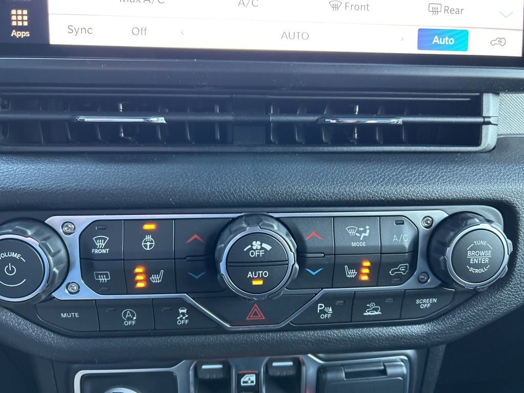 New 2026 Jeep Wrangler Sport S image 25