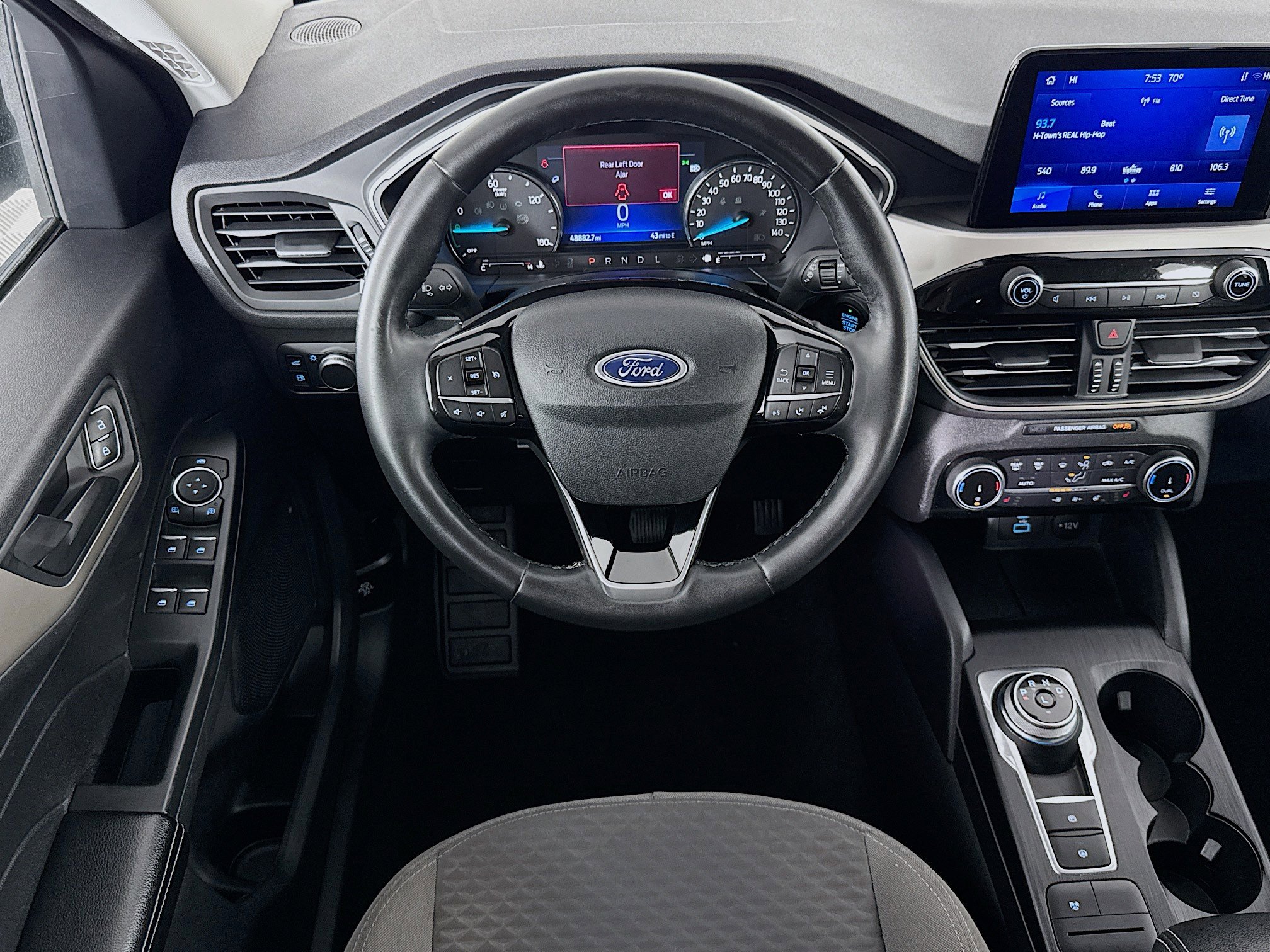 Used 2022 Ford Escape SE w/ SE Sport Appearance Package image 16